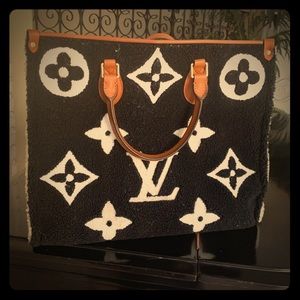 Louis Vuitton Teddy OntheGo Tote Bag M55420 M55421